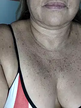 Kasandra Ho online show from 2, 3, 2025