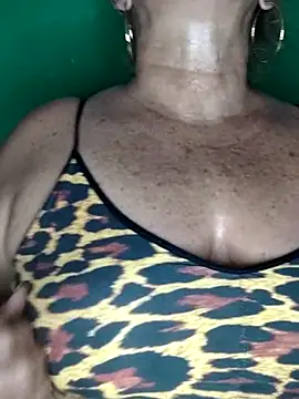 Kasandra Ho online show from 26, 10, 2025