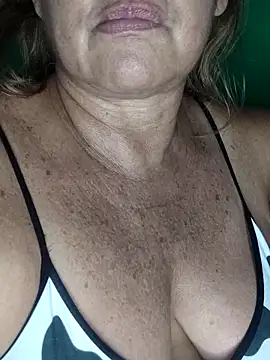 Kasandra Ho online show from 29, 10, 2025