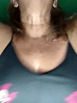 Kasandra Ho online show from 6, 11, 2025