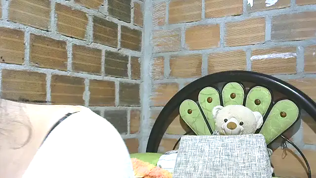 Snapshot of samanthaPuxy chatting on 23, 2, 2026 samanthaPuxy online show from 23, 2, 2026