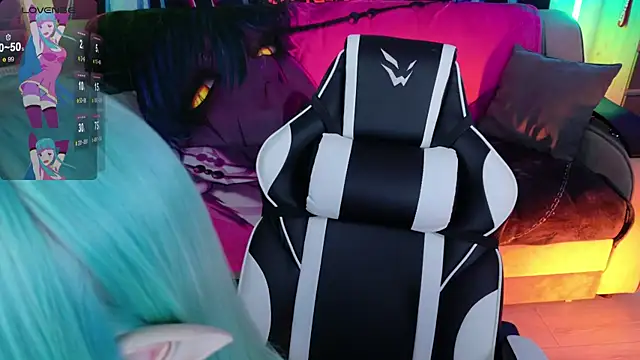 Aurora Natsuki online show from 16, 6, 2026
