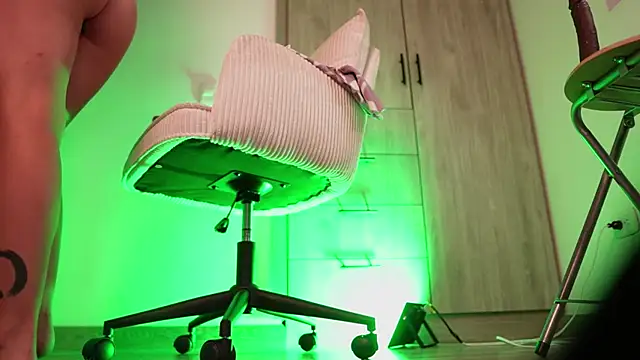 Snapshot of Megga_Bluee chatting on 11, 1, 2026 Megga Bluee online show from 11, 1, 2026