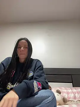 Snapshot of daniniescobarr chatting on 4, 3, 2026 daniniescobarr online show from 4, 3, 2026