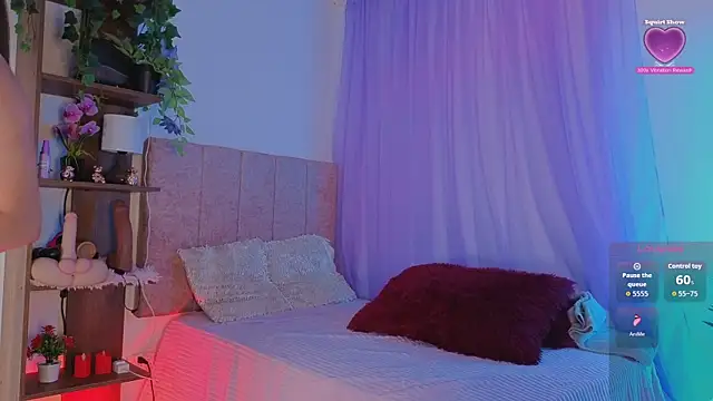 emilyrouxe online show from 5, 12, 2025