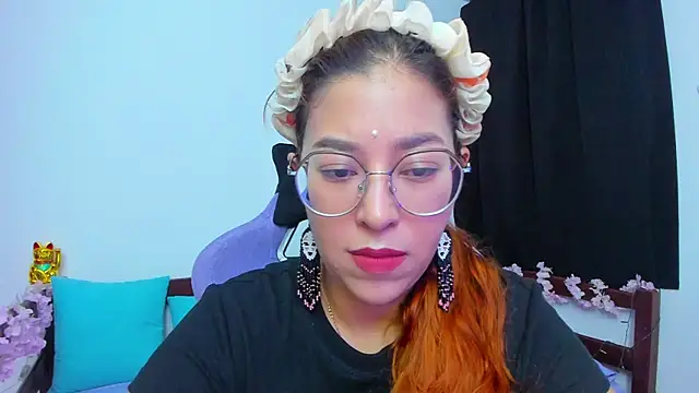  Moon Johnson online show from 12, 11, 2025