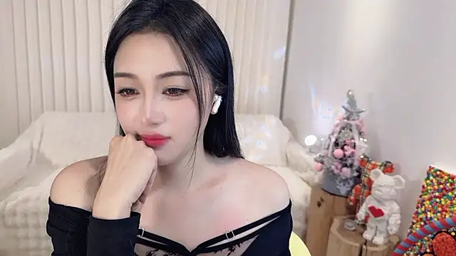 K-moumou online show from 18, 12, 2024