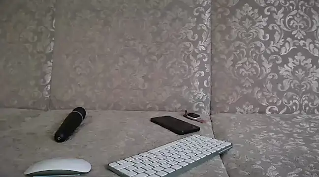 ElliaSquirtGirl online show from 31, 1, 2025