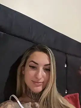 hotskinny1 online show from 1, 3, 2025