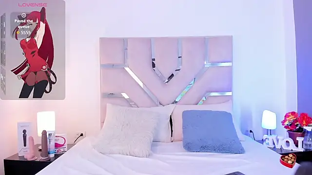 Thayler jones online show from 25, 9, 2025