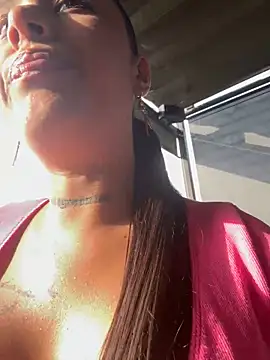 paisitahot1975 online show from 7, 1, 2025