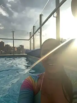 paisitahot1975 online show from 8, 1, 2025