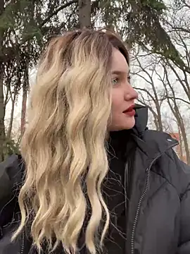 KikiWatson online show from 21, 12, 2024