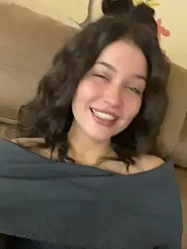 KikiWatson online show from 22, 2, 2025