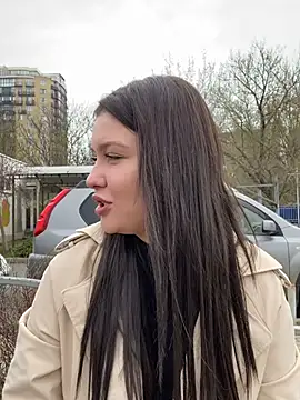 KikiWatson online show from 21, 3, 2025