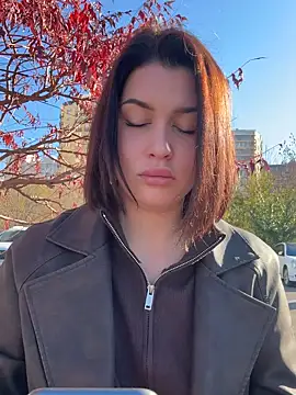 KikiWatson online show from 3, 11, 2025