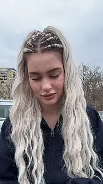 KikiWatson online show from 21, 3, 2026