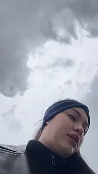 KikiWatson online show from 24, 4, 2026