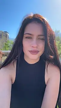 KikiWatson online show from 26, 4, 2026