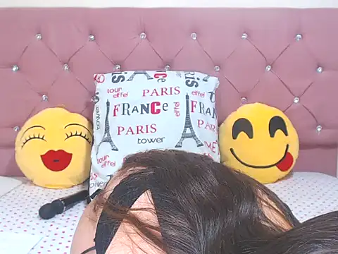 sharonbrown28 online show from 6, 12, 2024