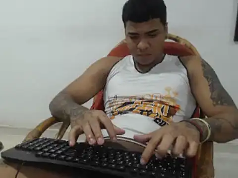 camiloacosta321 online show from 26, 12, 2024