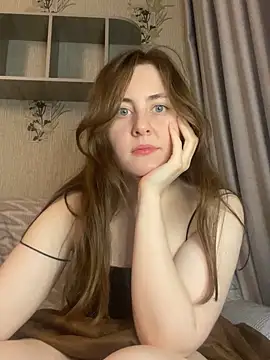 Snapshot of Topvi_ chatting on 13, 2, 2025 Topvi online show from 13, 2, 2025