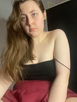 Snapshot of Topvi_ chatting on 18, 2, 2025 Topvi online show from 18, 2, 2025