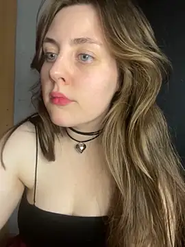 Snapshot of Topvi_ chatting on 26, 2, 2025 Topvi online show from 26, 2, 2025