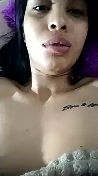 AlessiaVal  online show from 17, 9, 2025