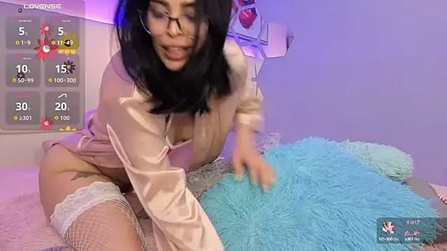 AlessiaVal  online show from 27, 9, 2025