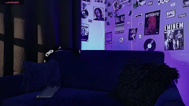 yulianademond66 online show from 5, 5, 2026