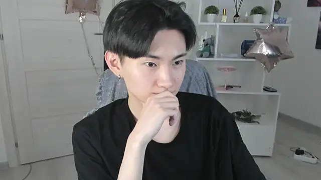 Miram Yu online show from 23, 1, 2025