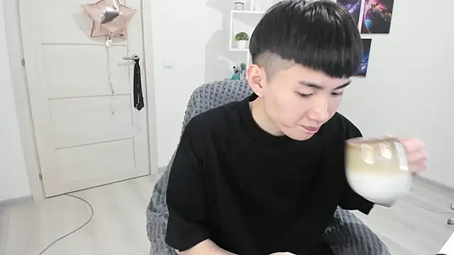 Miram Yu online show from 19, 3, 2025