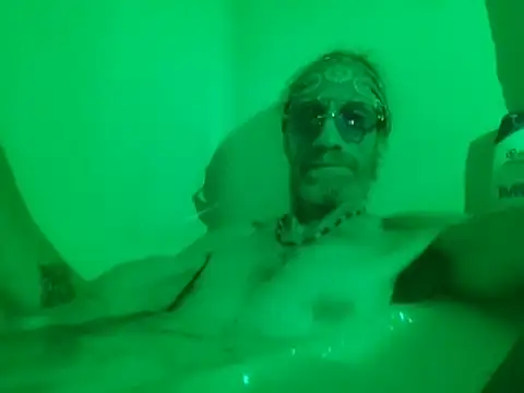 Undercover Pornstar online show from 22, 11, 2025