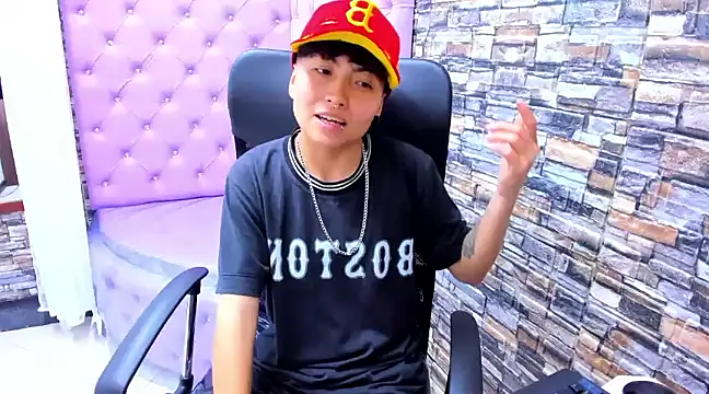 Snapshot of Im_Mathias chatting on 5, 12, 2024 Im Mathias online show from 5, 12, 2024