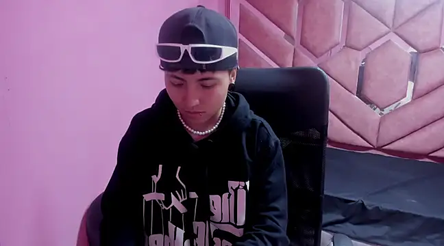 Snapshot of Im_Mathias chatting on 15, 1, 2025 Im Mathias online show from 15, 1, 2025