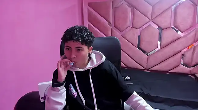 Snapshot of Im_Mathias chatting on 17, 1, 2025 Im Mathias online show from 17, 1, 2025