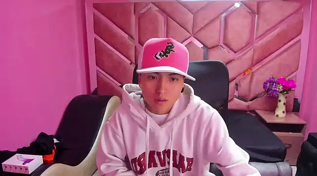 Snapshot of Im_Mathias chatting on 19, 1, 2025 Im Mathias online show from 19, 1, 2025