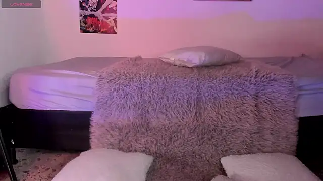 Luna-Chann online show from 31, 10, 2025