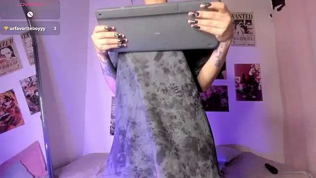 Luna-Chann online show from 24, 4, 2026