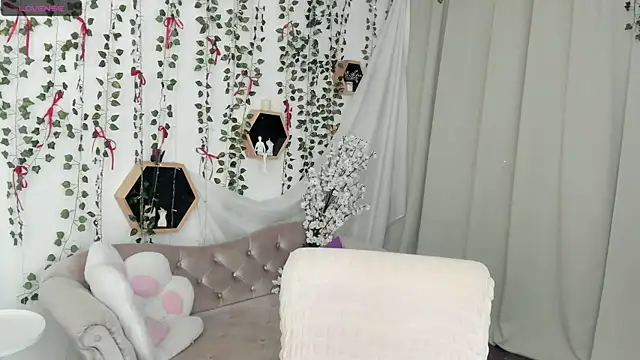 DreamyLuna online show from 25, 7, 2026