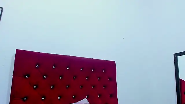 Melody Megann online show from 23, 4, 2026