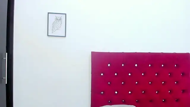 Snapshot of Melody_Megann chatting on 6, 6, 2026 Melody Megann online show from 6, 6, 2026