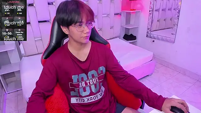 Eriol  online show from 2, 11, 2025