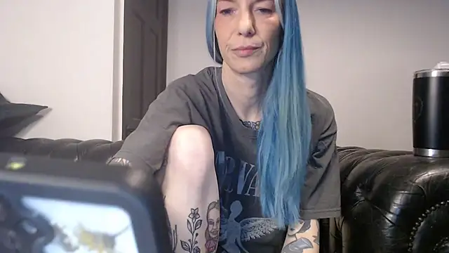 Snapshot of RavenryderUK chatting on 8, 2, 2025 RavenryderUK online show from 8, 2, 2025