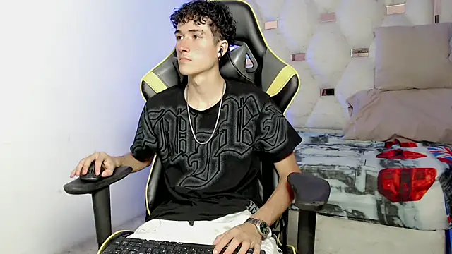 johnny cagee online show from 19, 9, 2025