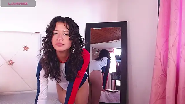 julz 03 online show from 3, 12, 2025