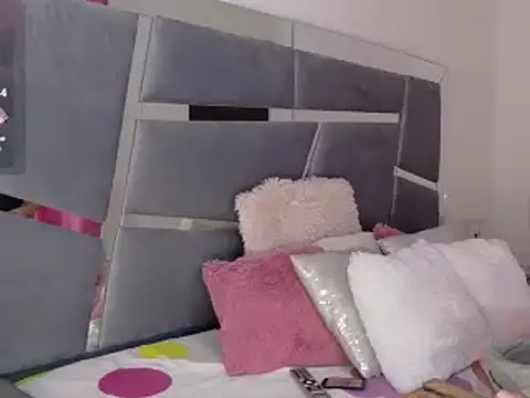 Alba Grey online show from 20, 1, 2025