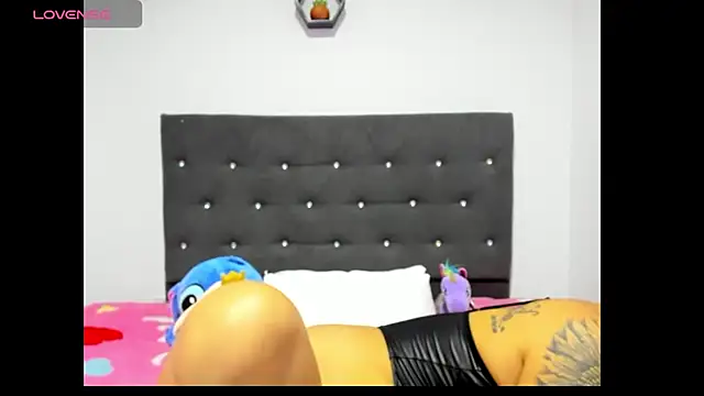 Alba Grey online show from 24, 4, 2026