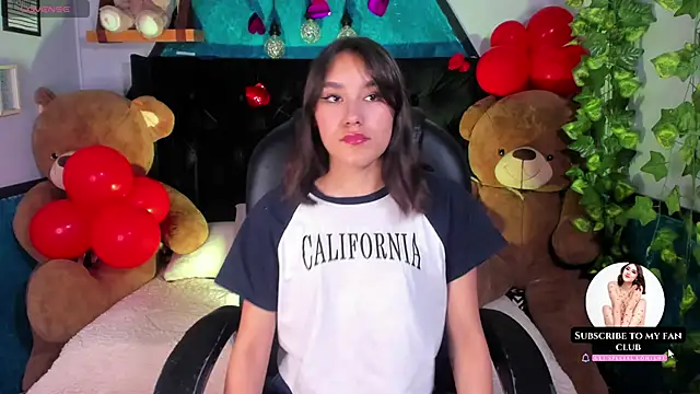  Sophie  miller online show from 19, 2, 2025